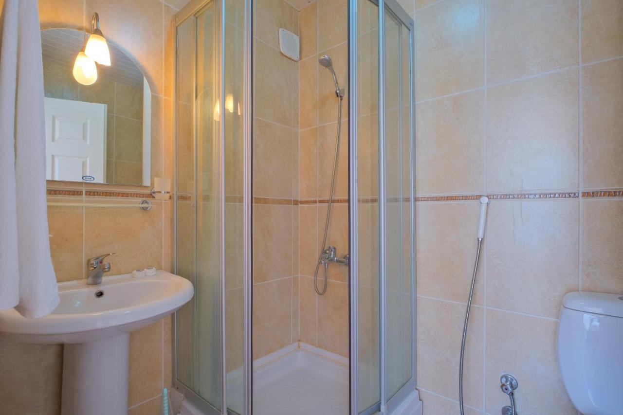 Yas Calis Beach Villa Fethiye Exterior photo